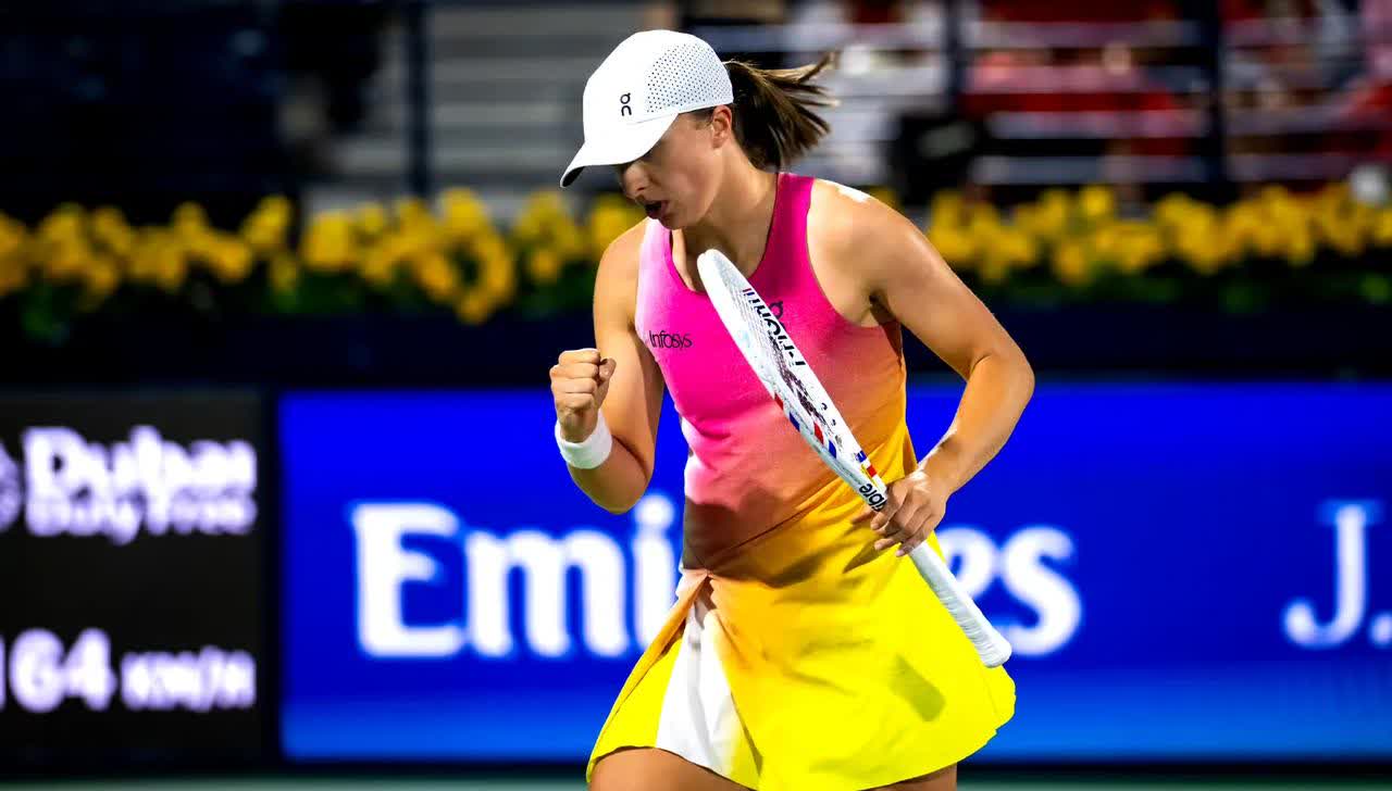 阿扎伦卡在巴塞罗那比赛中大比分获胜,晋级下一阶段引发热议! 阿扎伦卡在巴塞罗那比赛中大比分获胜,晋级下一阶段引发热议!